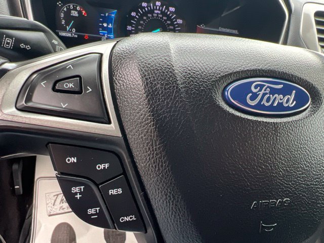 Used 2020 Ford Fusion SE FWD image 24