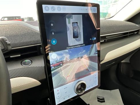 Used 2022 Ford Mustang Mach-E Premium image 15