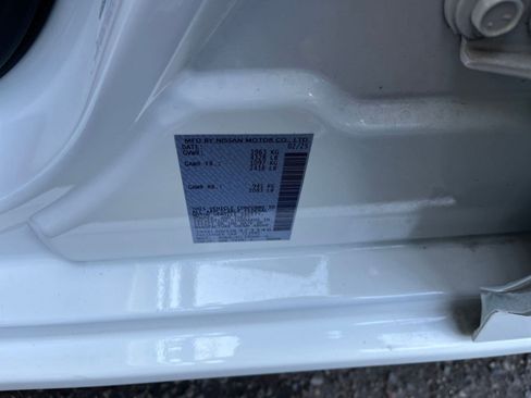 Used 2025 Nissan Altima 2.5 SV FWD image 30