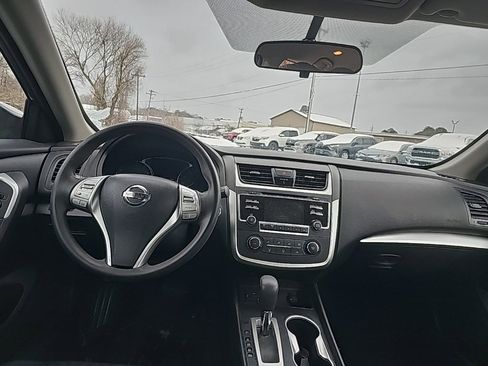 Used 2017 Nissan Altima 2.5 S w/ Power Driver Seat Package image 11