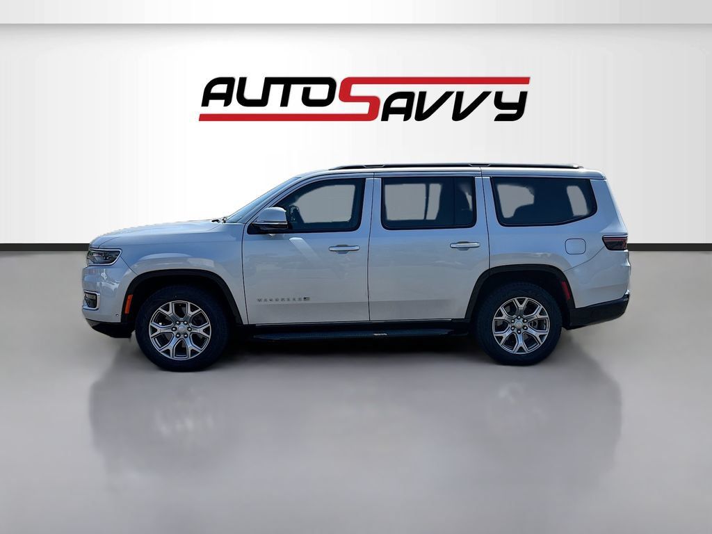 Used 2022 Jeep Wagoneer Series II AWD/4WD image 4