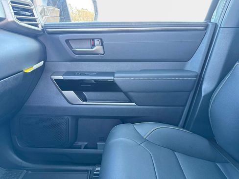 New 2026 Toyota Tundra Limited AWD/4WD image 19