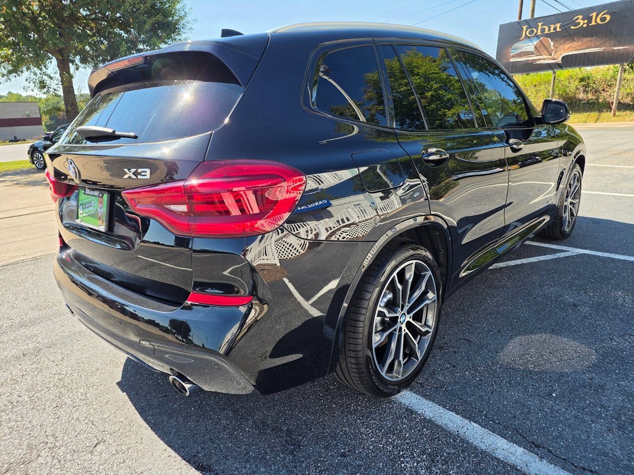 Used 2018 BMW X3 xDrive30i w/ M Sport Package AWD/4WD image 6