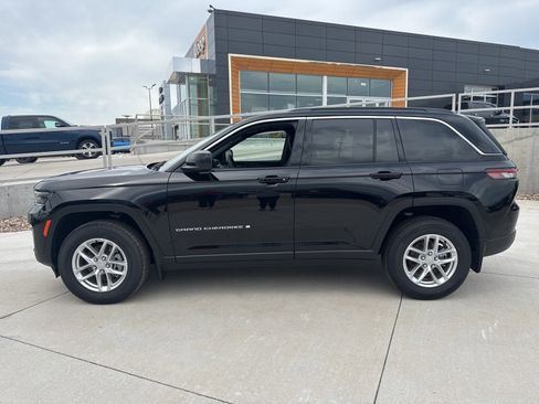 New 2025 Jeep Grand Cherokee Laredo X w/ Luxury Tech Group I image 1