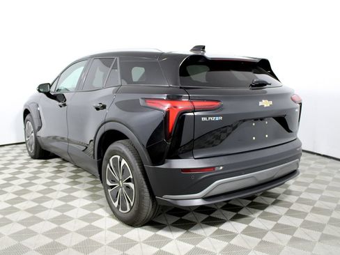 Used 2024 Chevrolet Blazer EV LT AWD/4WD image 26