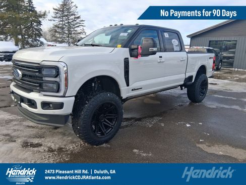 Used 2025 Ford F250 Platinum image 1