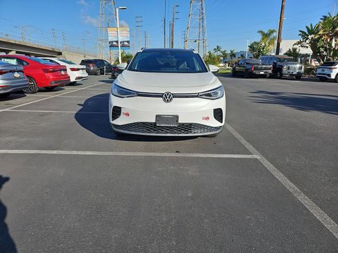 Used 2024 Volkswagen ID.4 S image 2