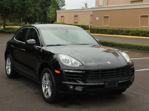 Used 2015 Porsche Macan S AWD/4WD image 3