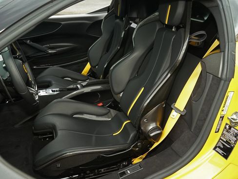 Used 2022 Ferrari SF90 Stradale image 15