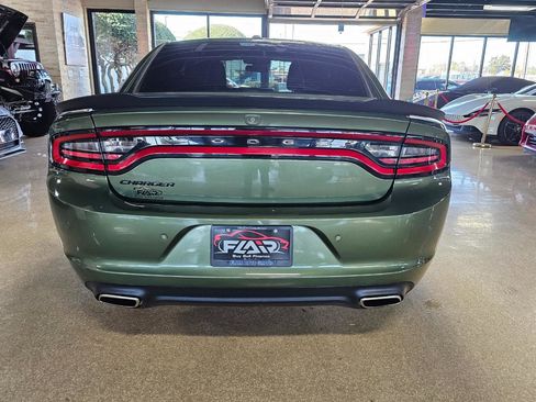 Used 2019 Dodge Charger SXT w/ Plus Group image 6