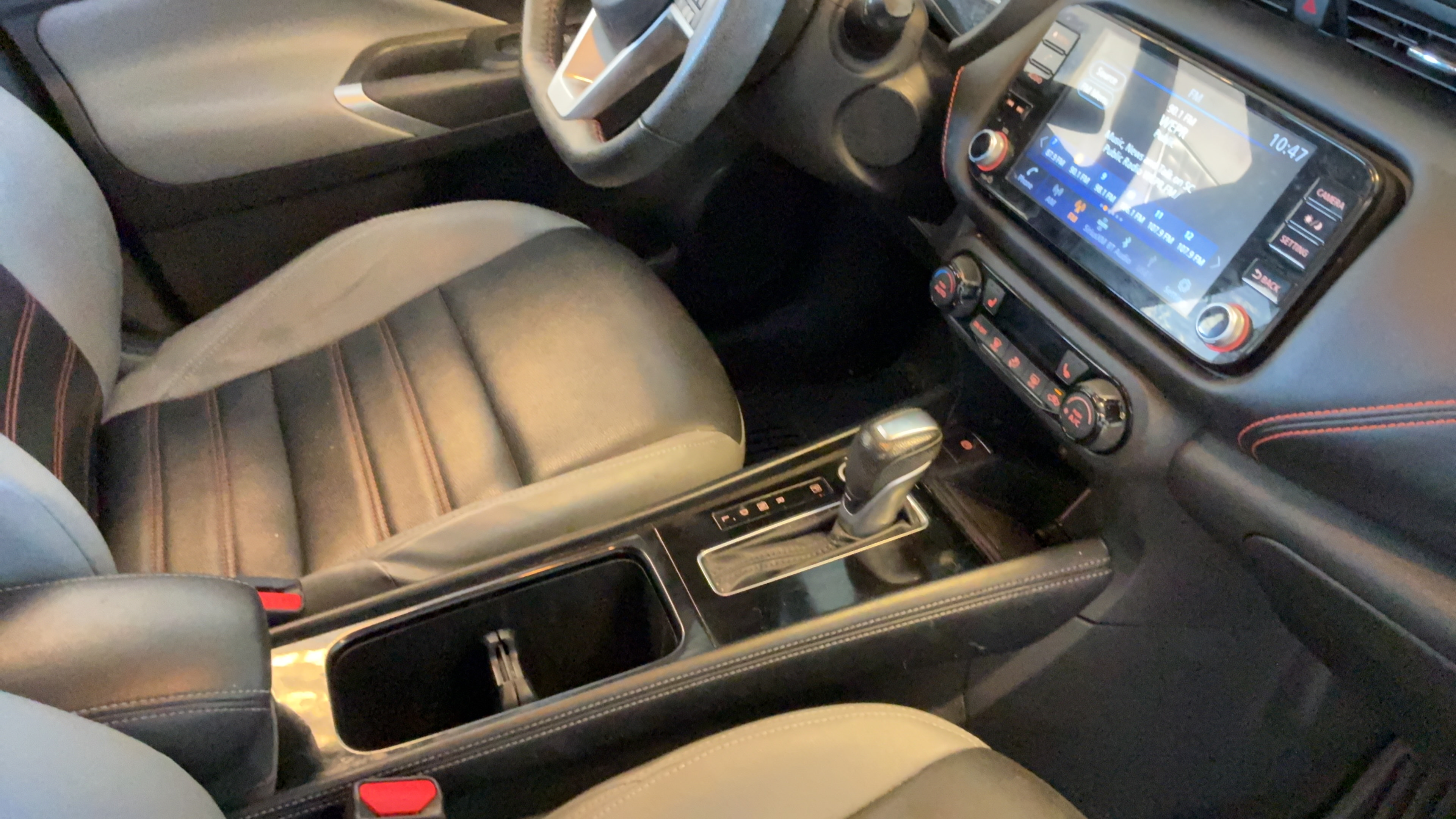 Used 2021 Nissan Kicks SR w/ SR Premium Package FWD image 30