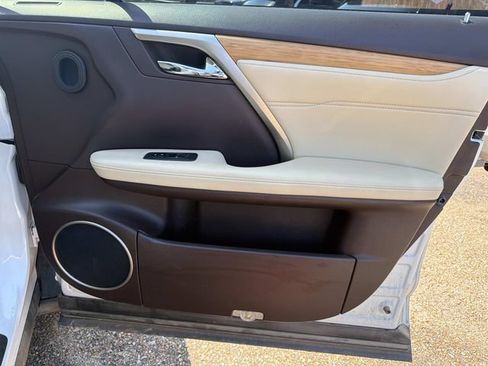Used 2018 Lexus RX 350L FWD image 18