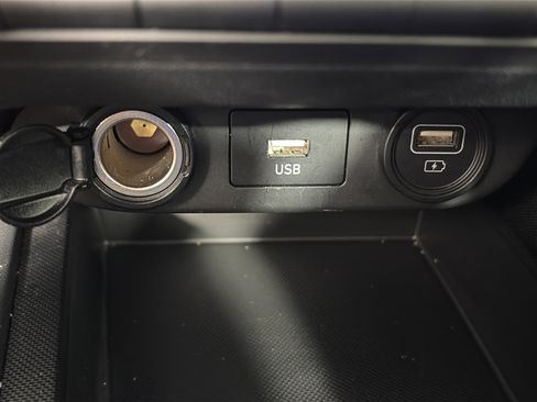 Certified 2022 Hyundai Elantra SEL FWD image 21