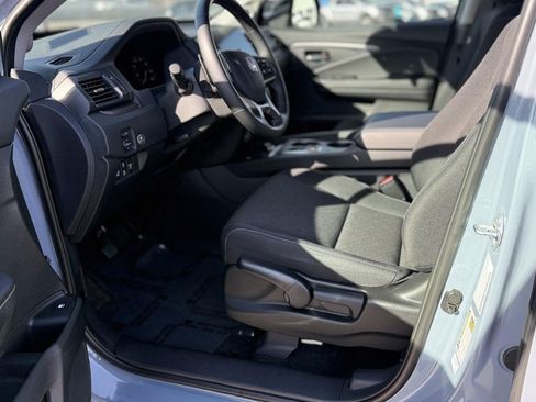 Certified 2024 Honda Ridgeline Sport image 16