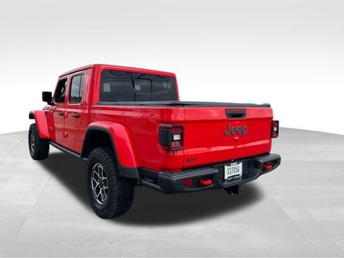 Used 2025 Jeep Gladiator Rubicon image 3