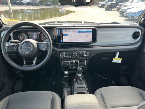 New 2026 Jeep Gladiator Sport image 31