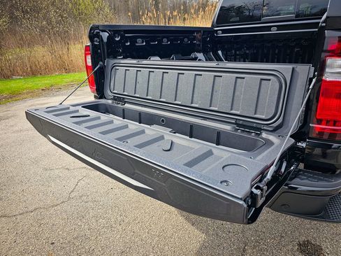 New 2026 GMC Canyon Elevation image 6