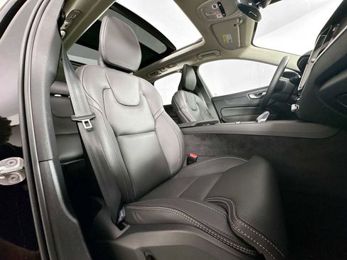 Used 2025 Volvo XC60 T8 Ultra w/ Protection Package Premier image 23