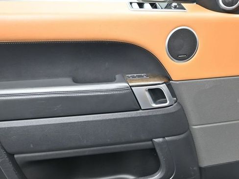 Used 2020 Land Rover Range Rover Sport HSE Dynamic image 10