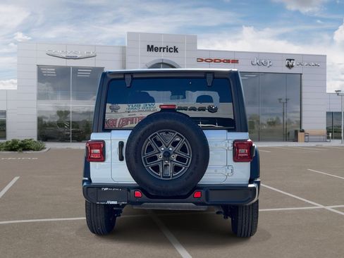 Used 2024 Jeep Wrangler Unlimited Sport AWD/4WD image 6