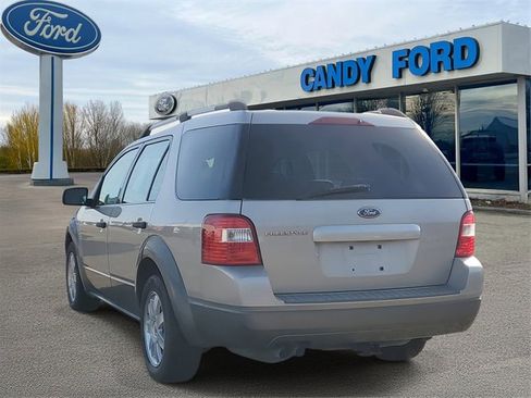Used 2006 Ford Freestyle SE image 3