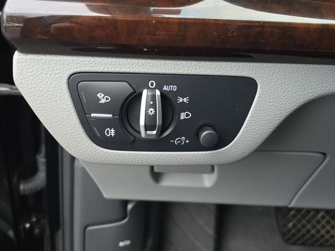 Used 2019 Audi Q5 2.0T Premium Plus w/ Premium Plus Package image 24