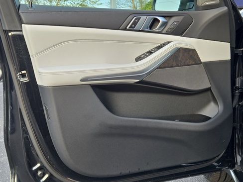 Used 2026 BMW X5 sDrive40i w/ Premium Package image 21
