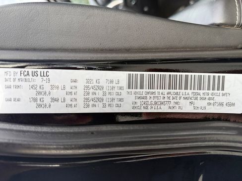 Used 2019 Dodge Durango SRT w/ Premium Interior Group image 39