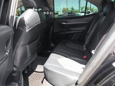 Used 2019 Toyota Camry SE FWD image 35