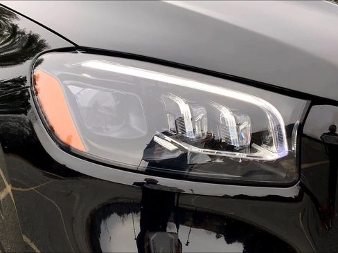 Used 2022 Mercedes-Benz GLS 450 4MATIC image 26