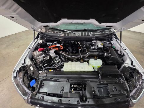 Certified 2025 Ford F150 Lariat w/ Equipment Group 501A Mid AWD/4WD image 6