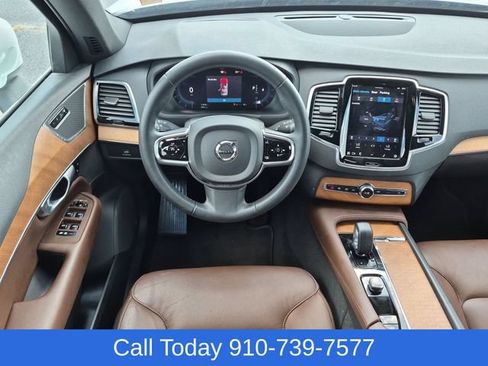 Used 2024 Volvo XC90 B6 Plus AWD/4WD image 33