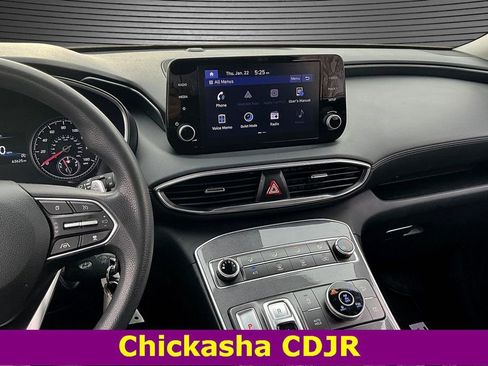 Used 2022 Hyundai Santa Fe SE image 9