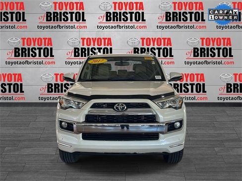 Used 2017 Toyota 4Runner Limited image 9