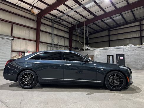Used 2018 Cadillac CT6 Platinum image 4