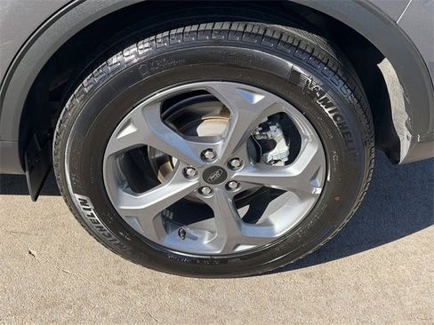 Used 2025 Ford Escape ST-Line image 8