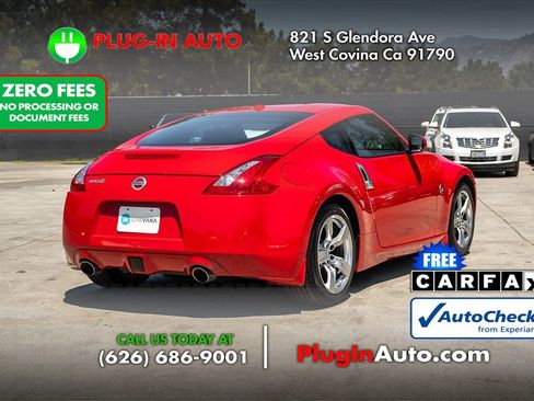Used 2009 Nissan 370Z Touring RWD image 4