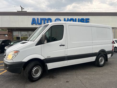 Used 2012 Mercedes-Benz Sprinter 2500 w/ Premium Pkg image 1