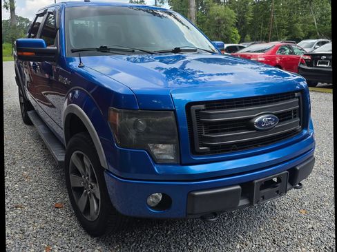 Used 2014 Ford F150 FX4 w/ Equipment Group 402A Luxury AWD/4WD image 3