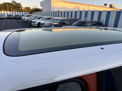 New 2025 Volkswagen ID. Buzz Pro S Plus image 34