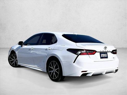 Used 2023 Toyota Camry SE FWD image 13