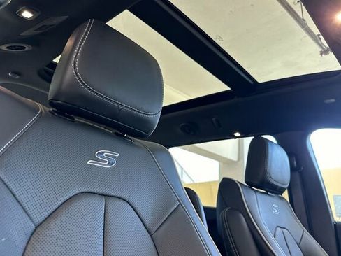 New 2025 Chrysler Pacifica Limited image 13