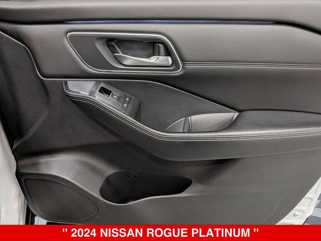 Certified 2024 Nissan Rogue Platinum w/ Platinum Premium Package AWD/4WD image 35