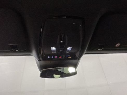 Used 2024 Cadillac Lyriq Tech RWD image 26