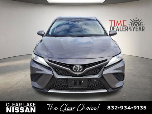 Used 2018 Toyota Camry XSE w/ Driver Assist Package image 2