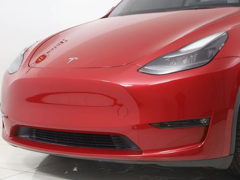 Used 2023 Tesla Model Y Performance image 53