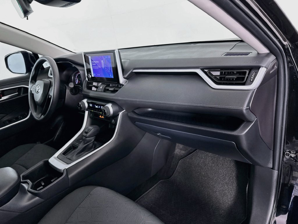 Certified 2025 Toyota RAV4 XLE w/ Convenience Package FWD image 30