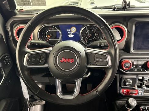 Used 2022 Jeep Gladiator Rubicon w/ Cold Weather Group image 17