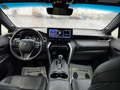 Used 2021 Toyota Venza XLE w/ Softex Package AWD/4WD image 14