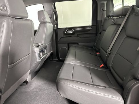 New 2026 Chevrolet Silverado 2500 LTZ w/ LTZ Convenience Package AWD/4WD image 26